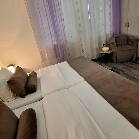 Genius Lägenhet Belgrad